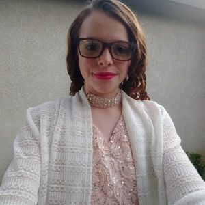 Meet your Posher, Marissa